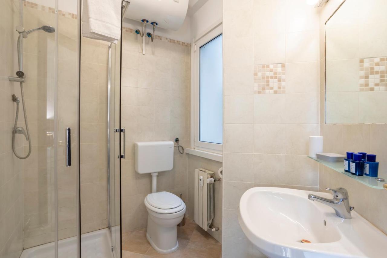 Re Di Roma - Charme Apartment المظهر الخارجي الصورة